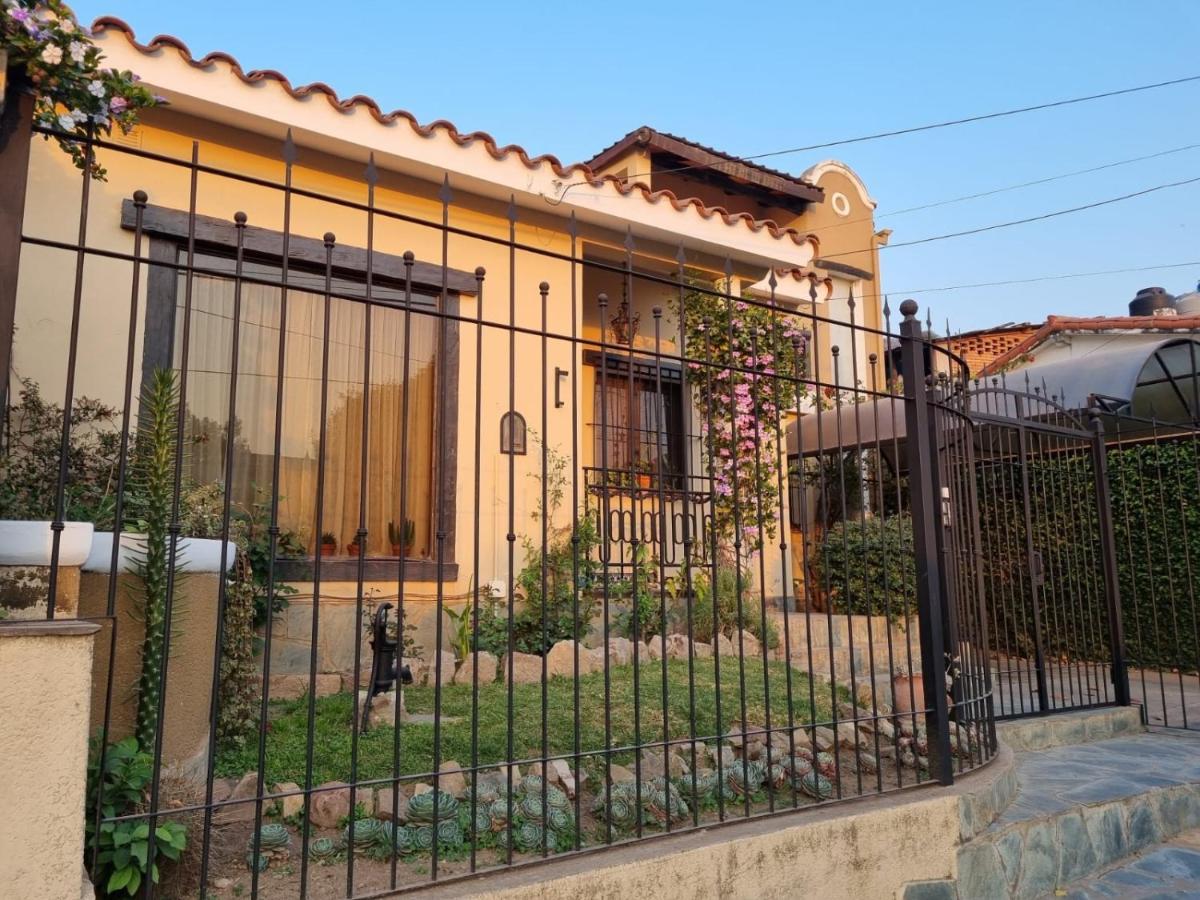 Hostal Las Rosas Salta Kültér fotó
