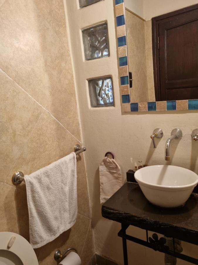 Hostal Las Rosas Salta Kültér fotó