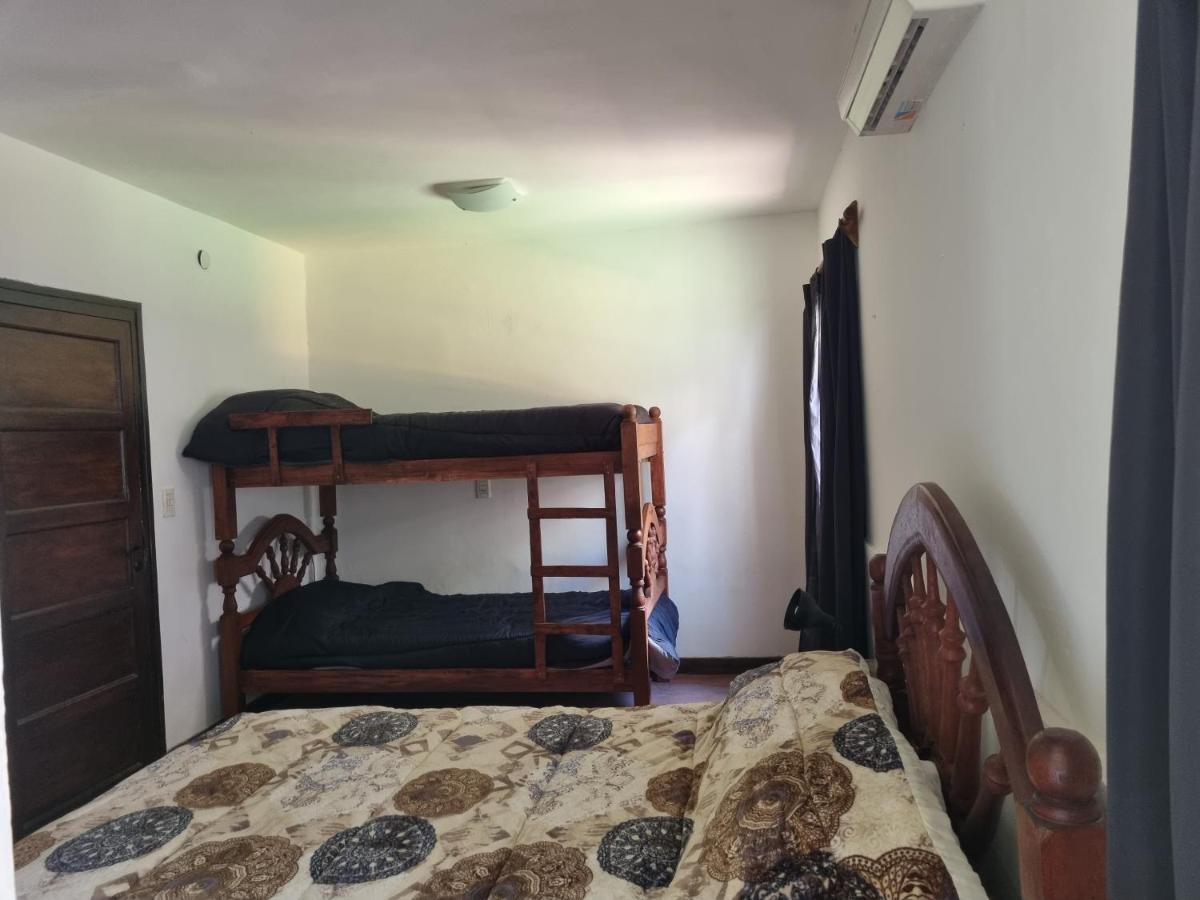 Hostal Las Rosas Salta Kültér fotó
